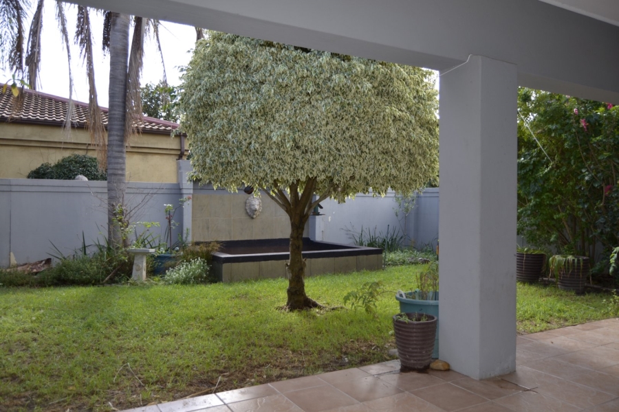 To Let 3 Bedroom Property for Rent in Heritage Park Western Cape